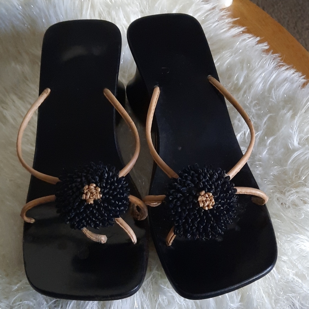 Spring Wedges - Picture 7 of 7